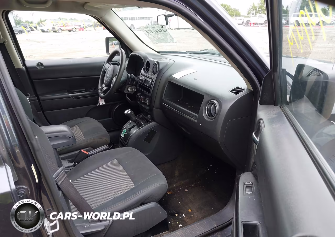 2015 Jeep Patriot Sport VIN:1C4NJPBA0FD129746 - 5