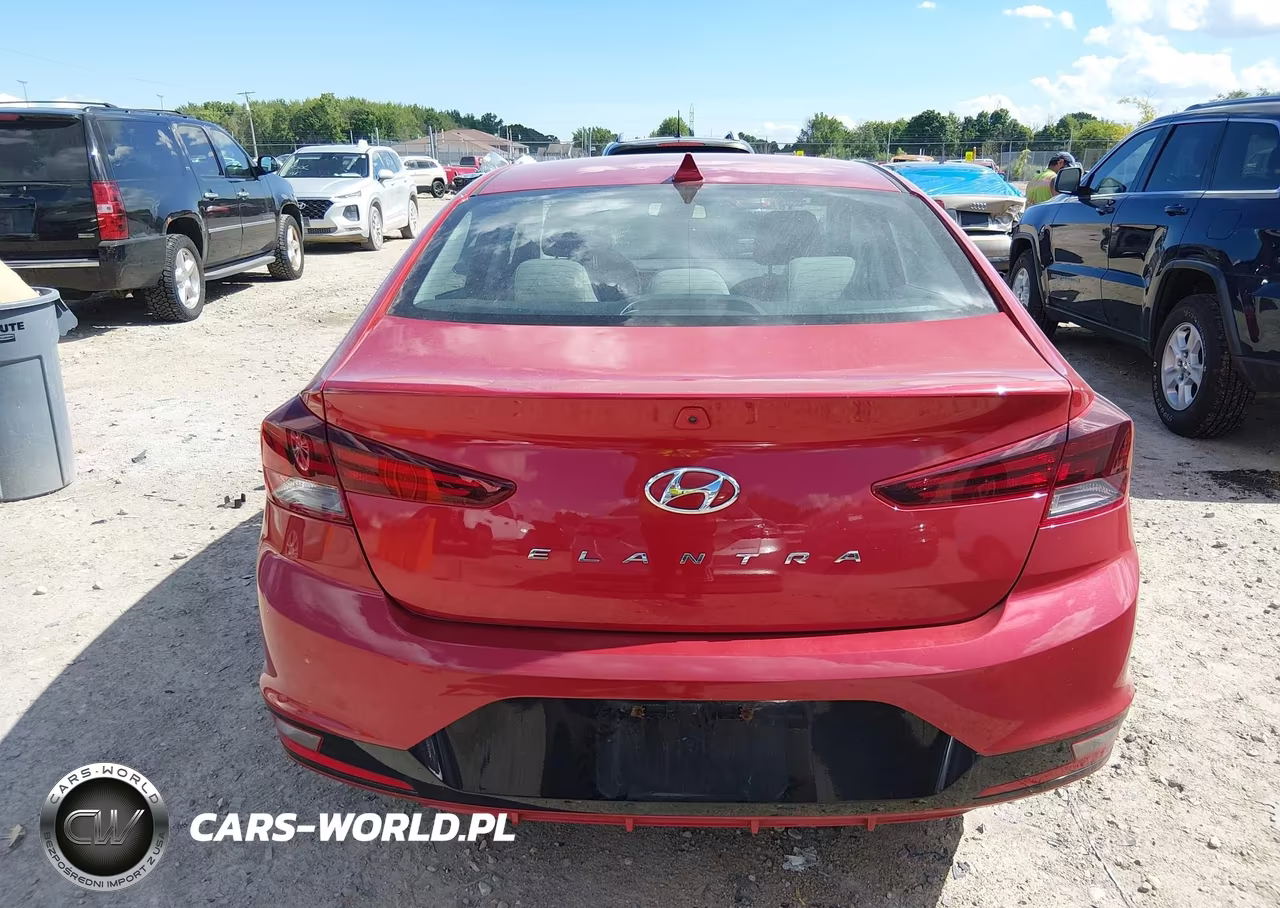 2019 Hyundai Elantra Sel VIN:5NPD84LFXKH470432 - 16