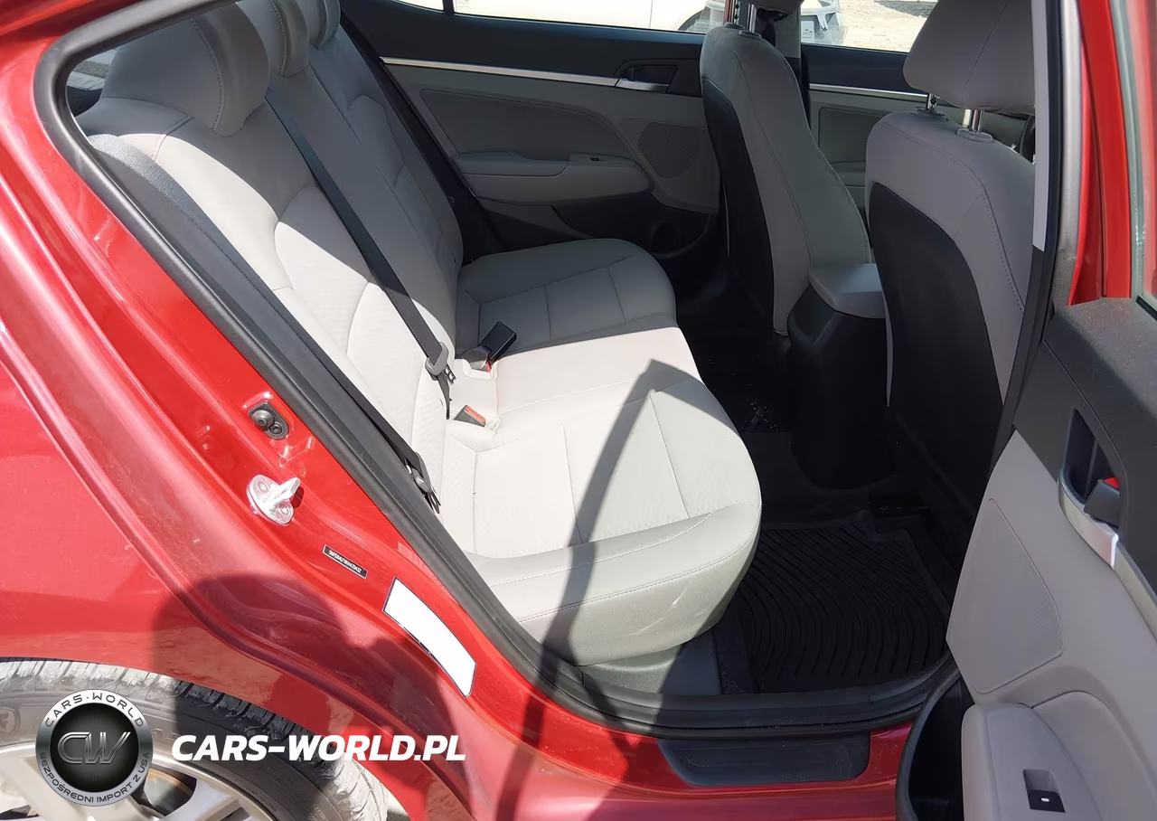 2019 Hyundai Elantra Sel VIN:5NPD84LFXKH470432 - 8
