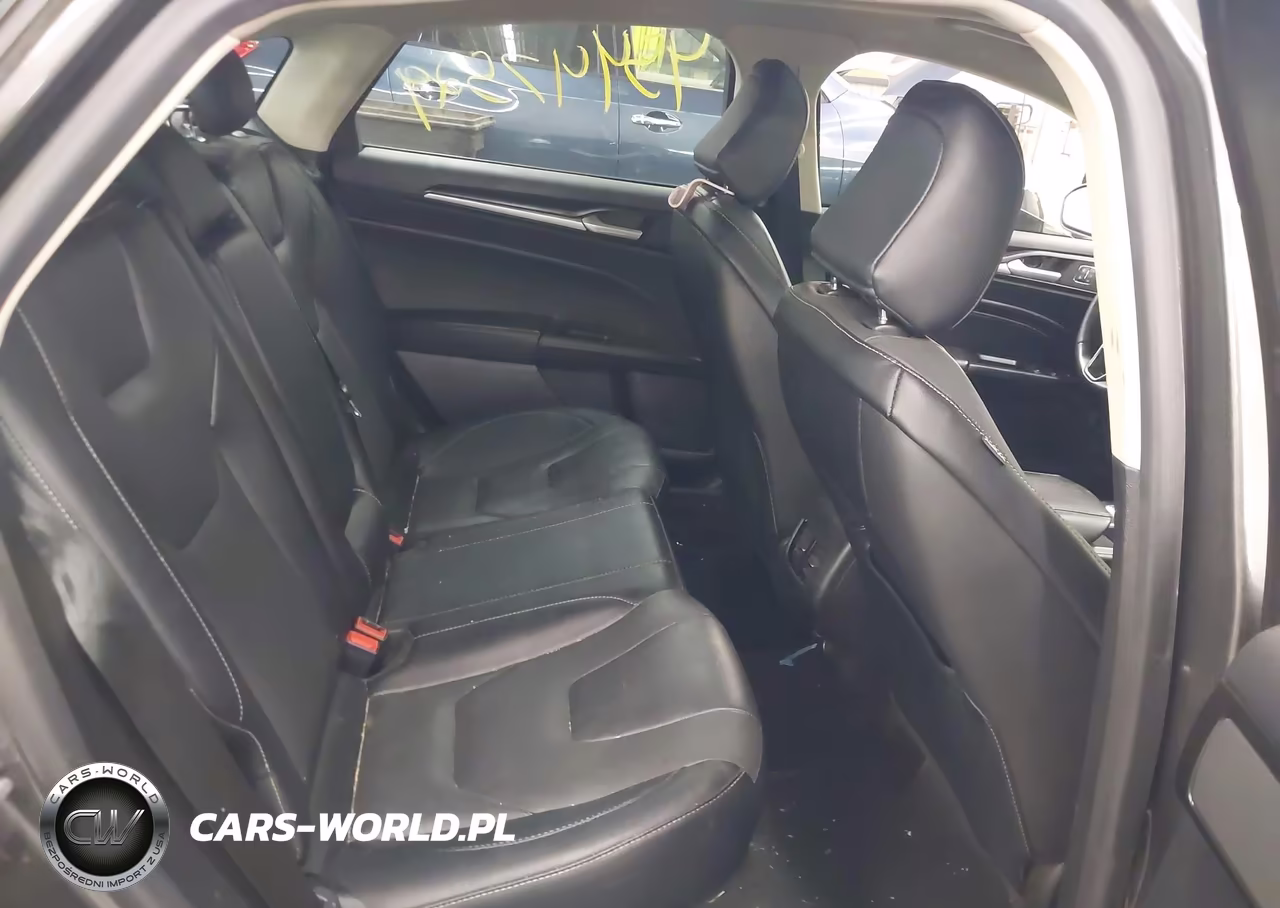 2020 Ford Fusion Titanium VIN:3FA6P0D93LR199618 - 8
