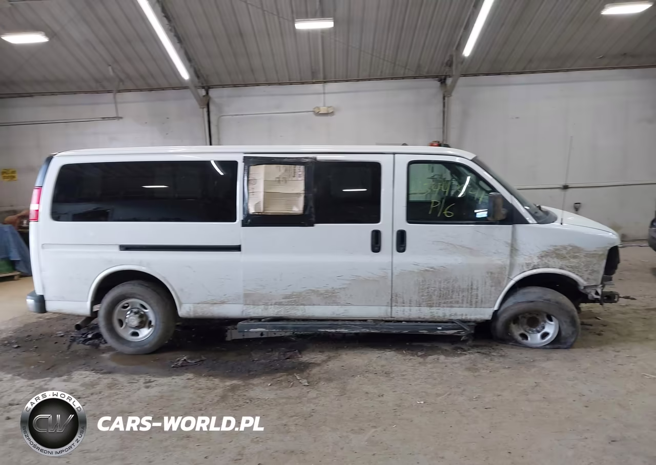 2016 Chevrolet Express 3500 Lt VIN:1GAZGPFG7G1313771 - 13