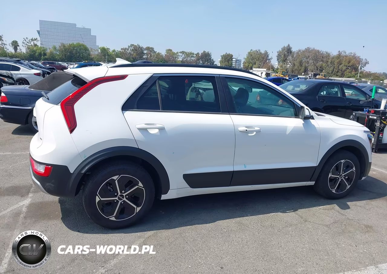 2025 Kia Niro Ex VIN:KNDCR3LE0S5307153 - 13