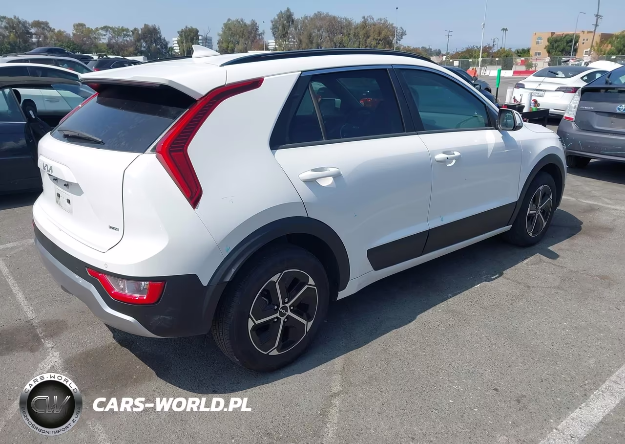 2025 Kia Niro Ex VIN:KNDCR3LE0S5307153 - 4