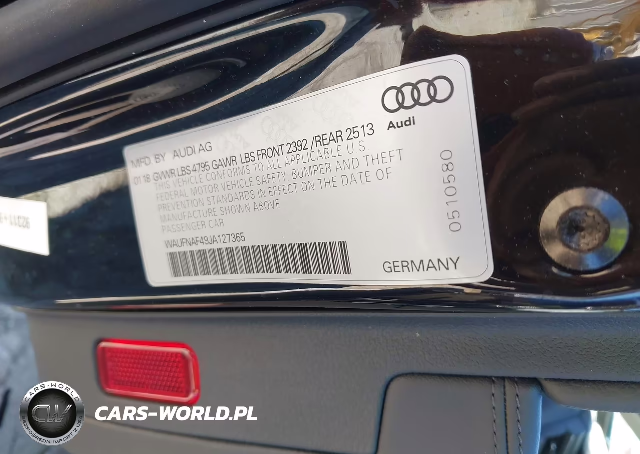 2018 Audi A4 2.0T Premium VIN:WAUFNAF49JA127365 - 9
