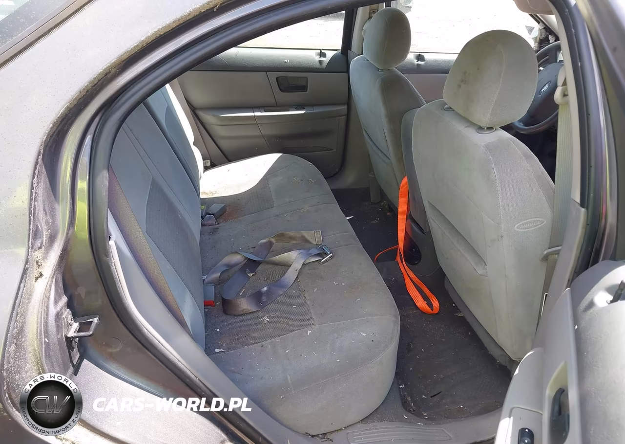 2004 Ford Taurus Se VIN:1FAHP58S94A118118 - 8