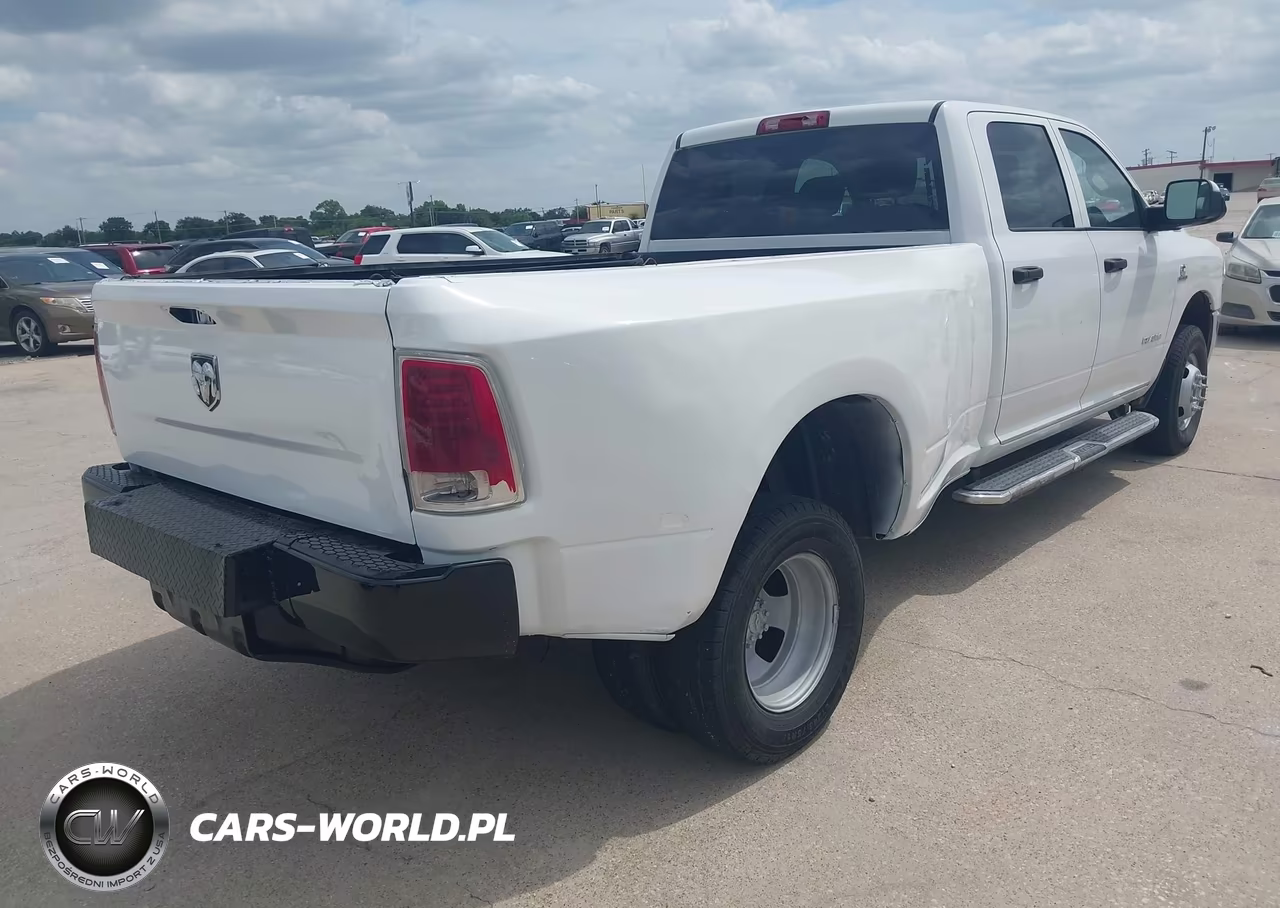 2019 Ram 3500 Chassis Tradesman-Slt-Laramie-Limited VIN:3C7WRTCL1KG647189 - 4
