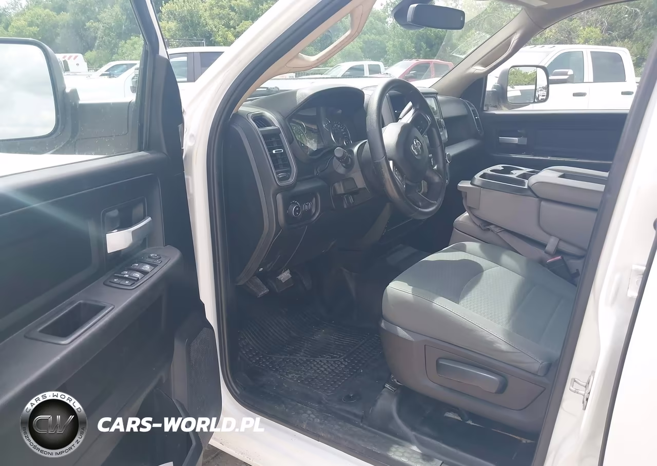 2019 Ram 3500 Chassis Tradesman-Slt-Laramie-Limited VIN:3C7WRTCL1KG647189 - 7