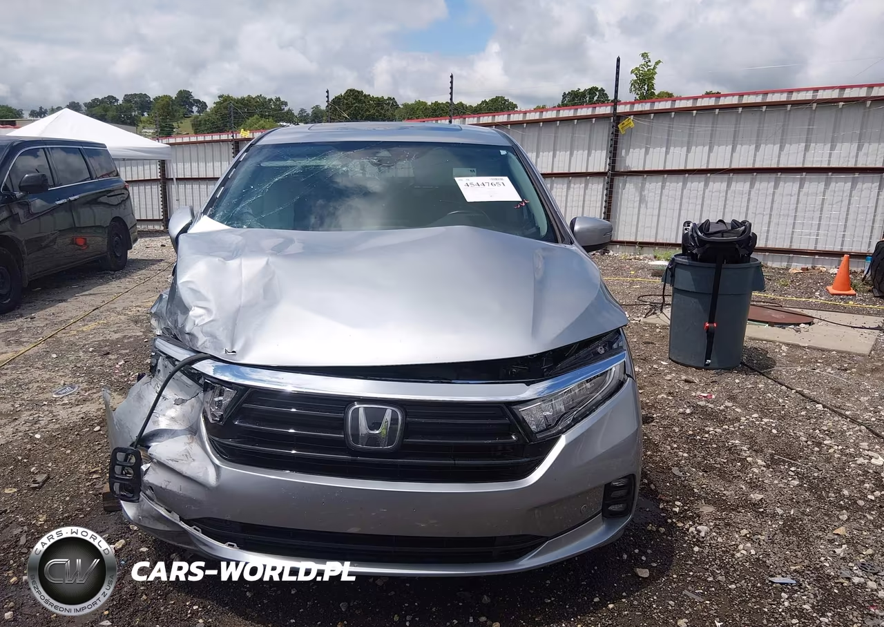 2021 Honda Odyssey Touring VIN:5FNRL6H83MB010914 - 11