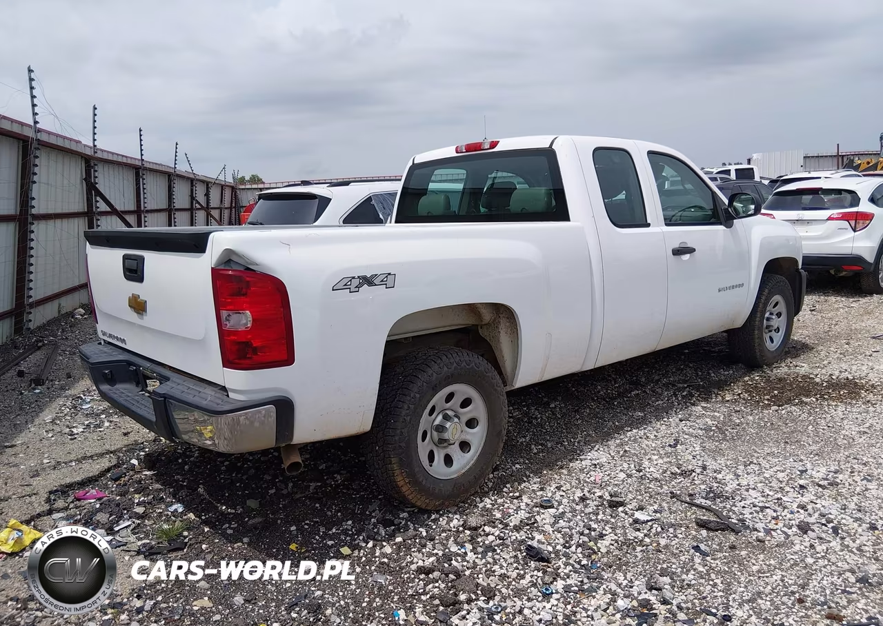2013 Chevrolet Silverado 1500 Work Truck VIN:1GCRKPE71DZ286006 - 4