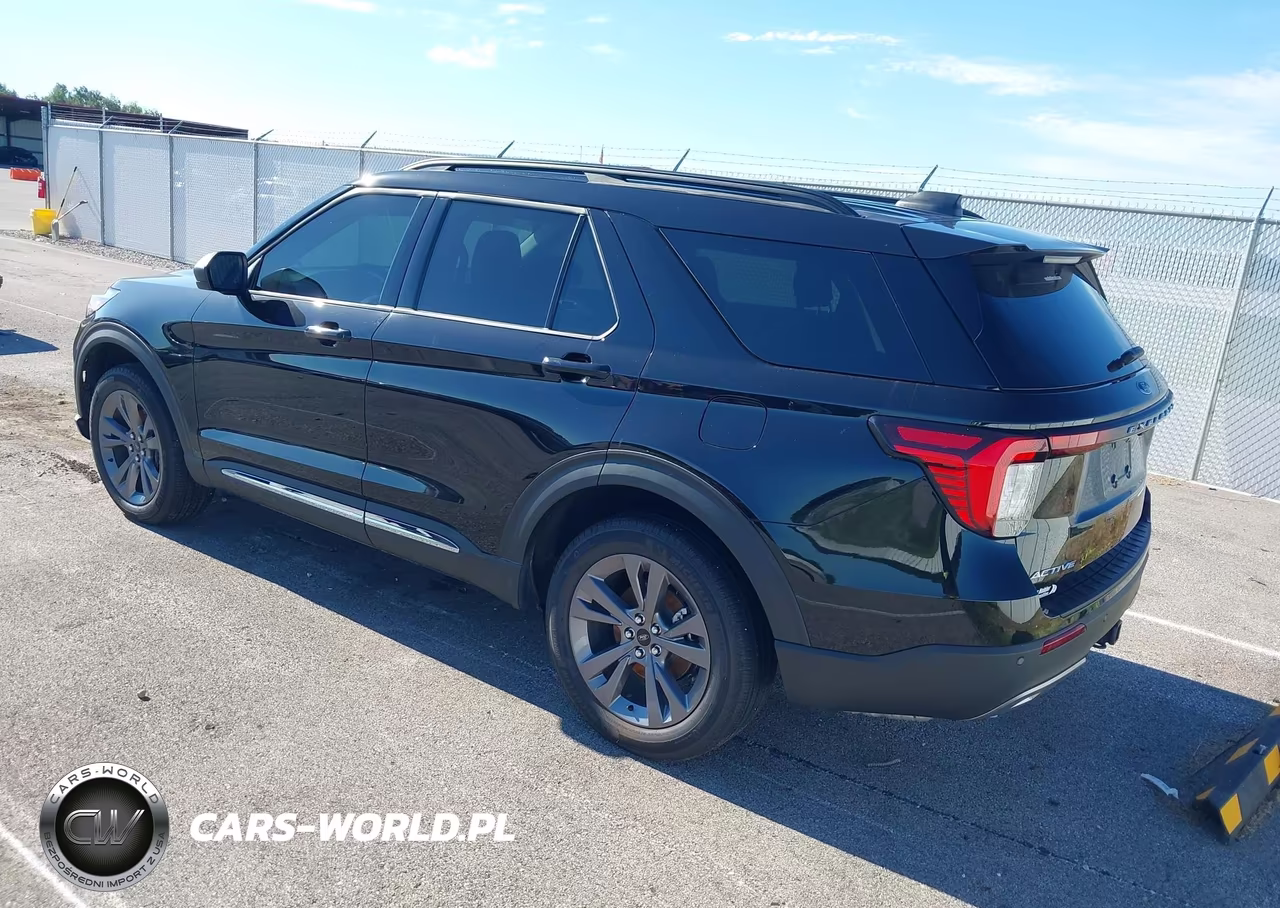 2025 Ford Explorer Active VIN:1FMUK8DH2SGC94534 - 3