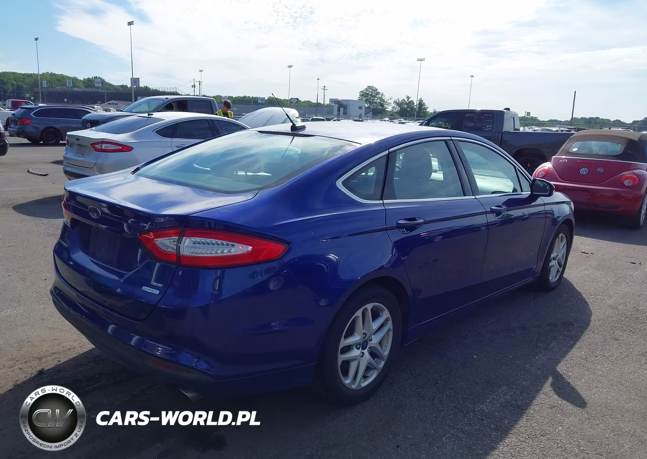 2015 Ford Fusion Se VIN:3FA6P0HD8FR144830 - 4