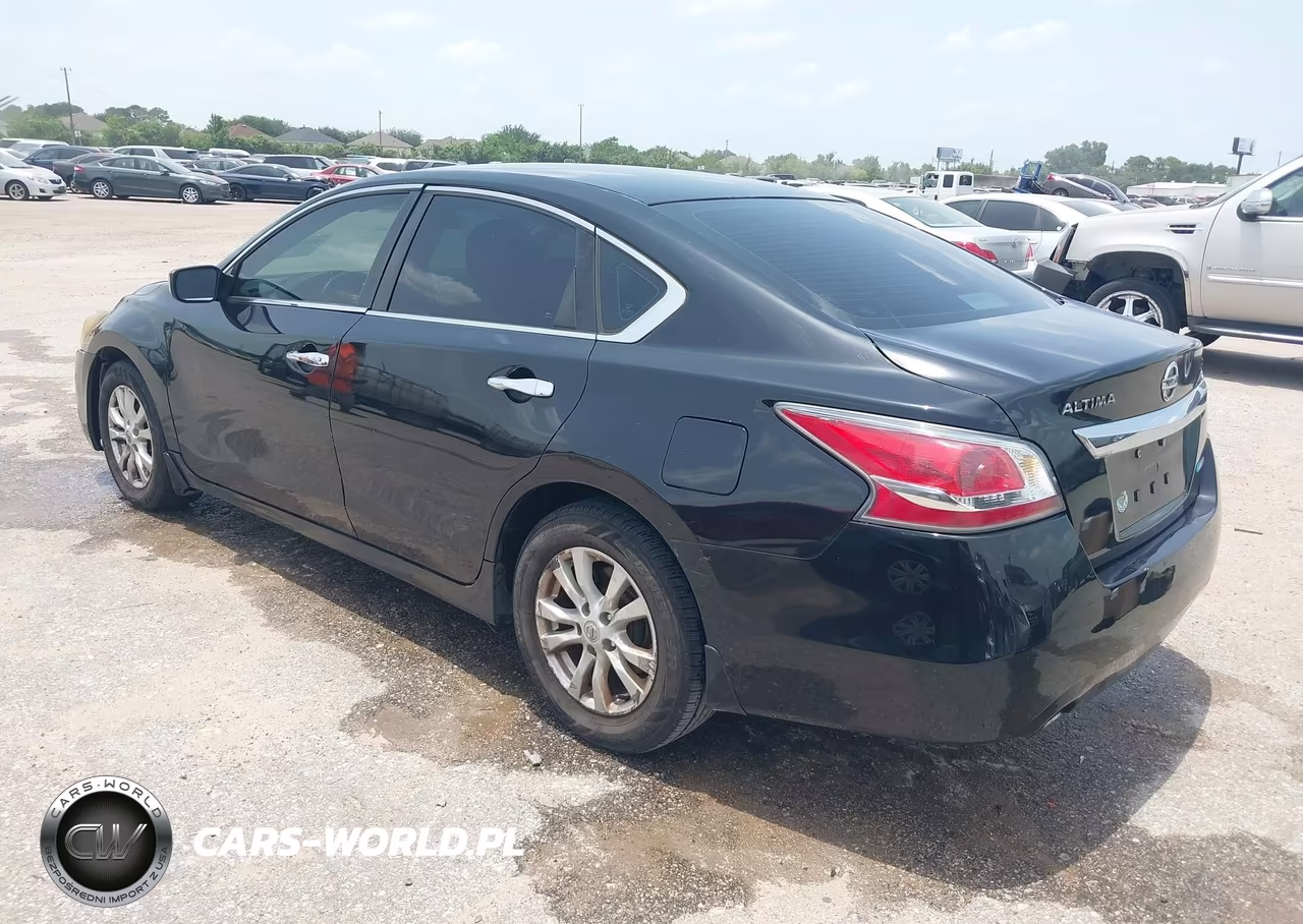 2014 Nissan Altima 2.5 S VIN:1N4AL3APXEN331502 - 3