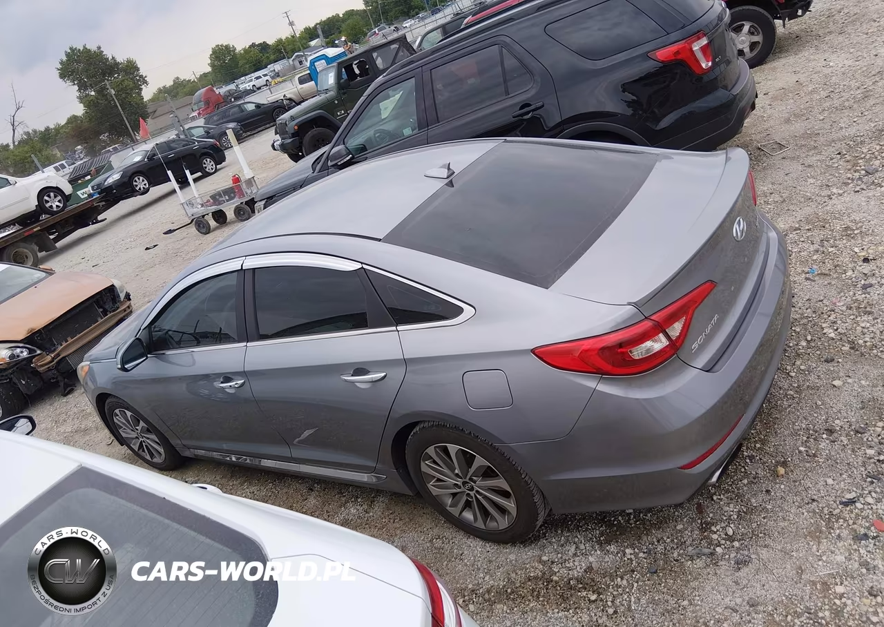 2015 Hyundai Sonata Sport VIN:5NPE34AF9FH223625 - 14