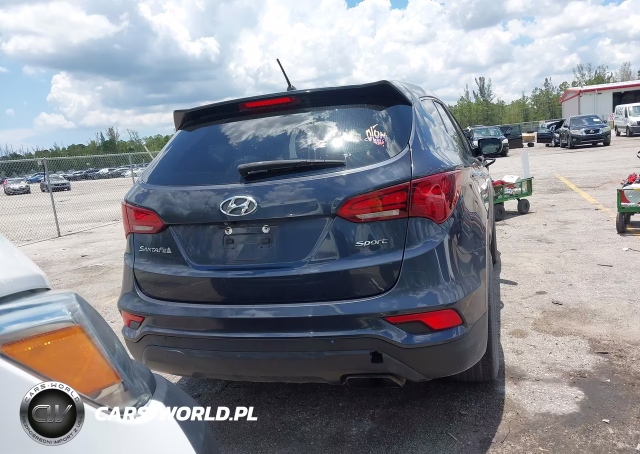 2018 Hyundai Santa Fe Sport 2.4L VIN:5NMZT3LB0JH084125 - 16
