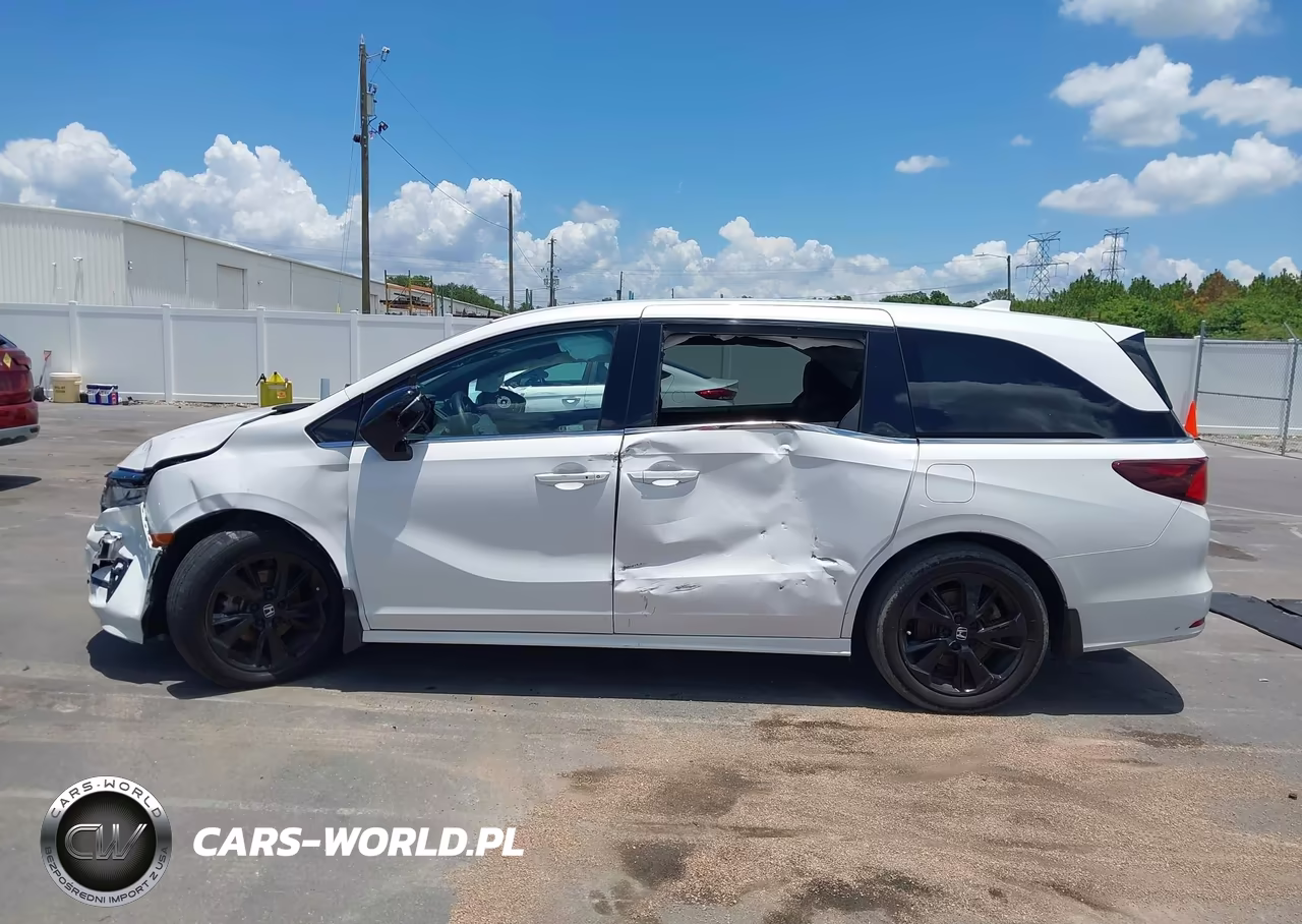 2023 Honda Odyssey Sport VIN:5FNRL6H70PB073500 - 14
