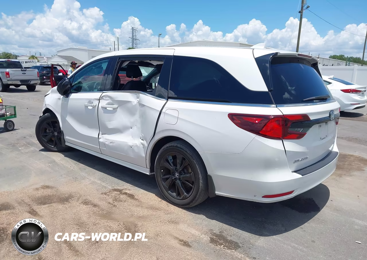 2023 Honda Odyssey Sport VIN:5FNRL6H70PB073500 - 3