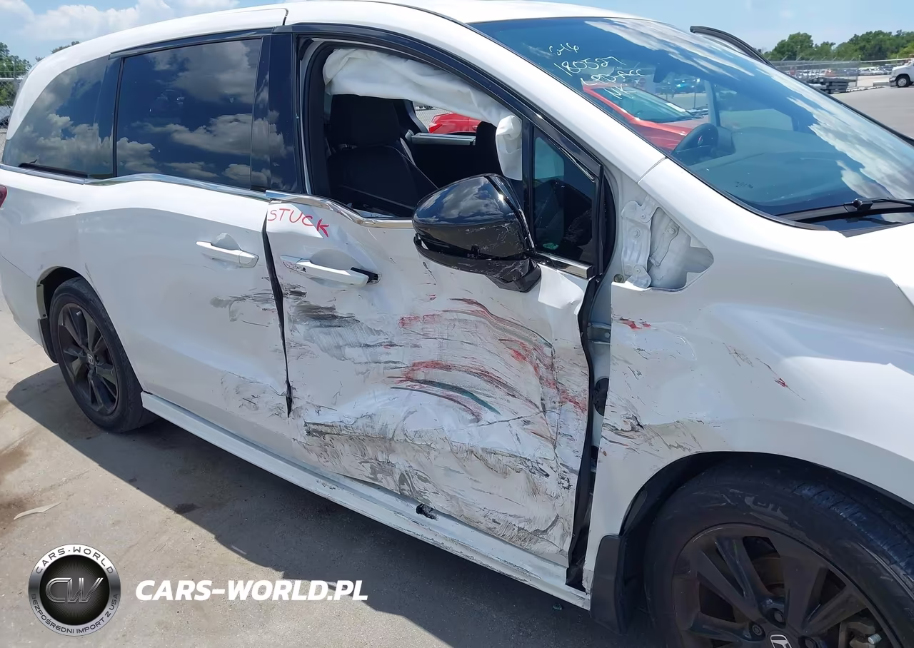 2023 Honda Odyssey Sport VIN:5FNRL6H70PB073500 - 6