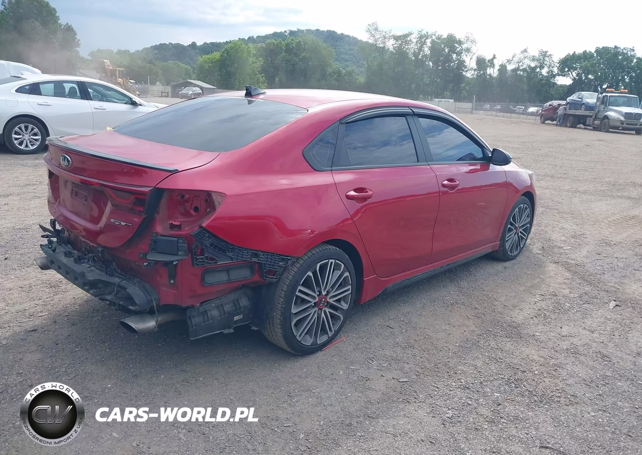 2021 Kia Forte Gt VIN:3KPF44AC0ME277355 - 4