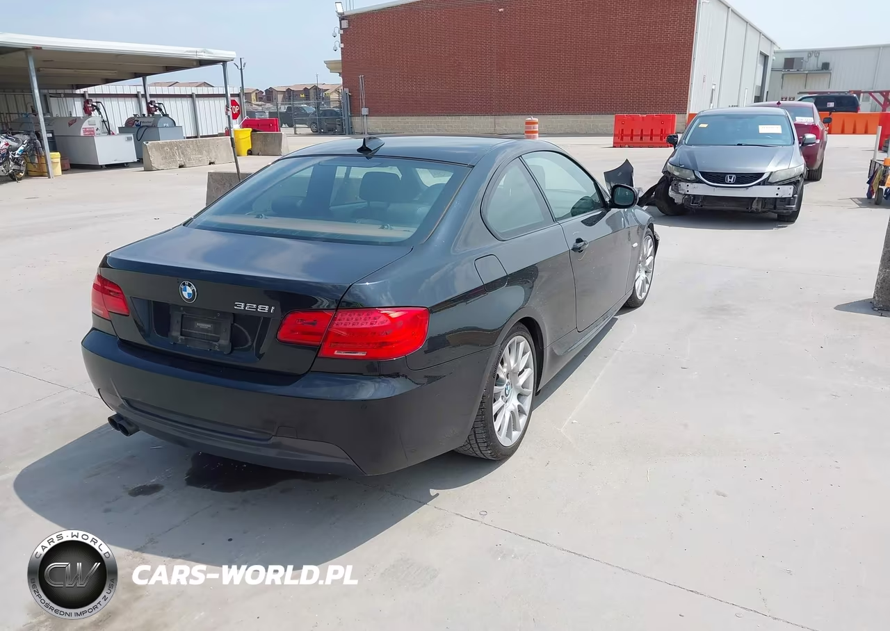 2012 BMW 328I VIN:WBAKE3C5XCE769628 - 4