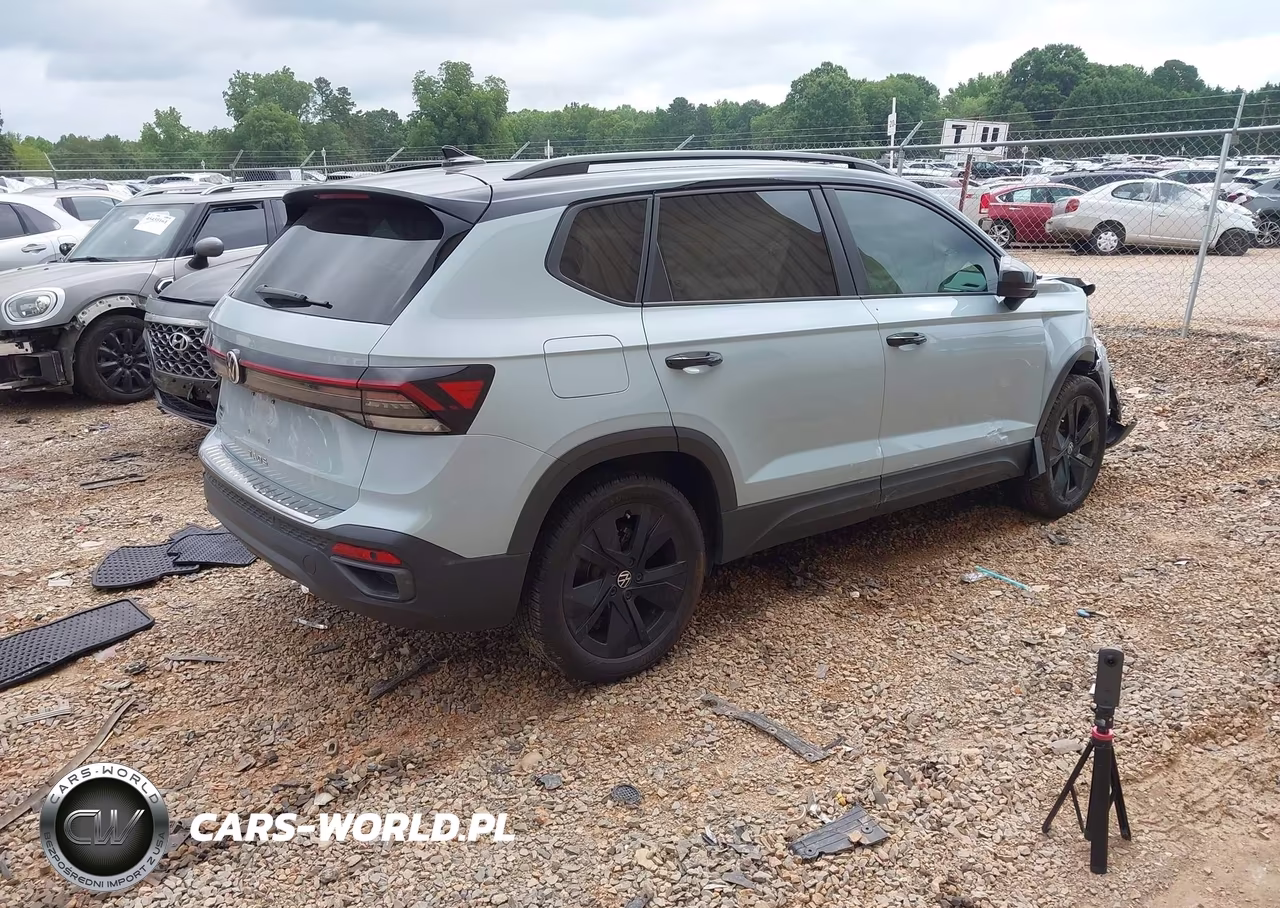 2025 Volkswagen Taos 1.5T Se Black VIN:3VV3C7B23SM064398 - 4