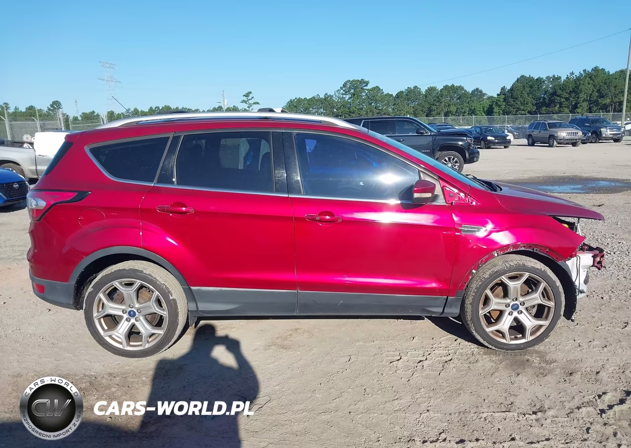 2017 Ford Escape Titanium VIN:1FMCU9J94HUD25026 - 13