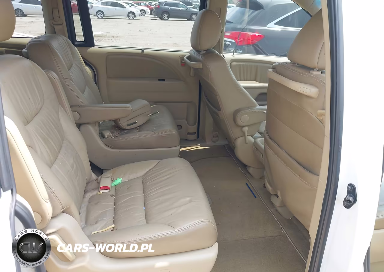 2010 Honda Odyssey Touring VIN:5FNRL3H90AB022005 - 8