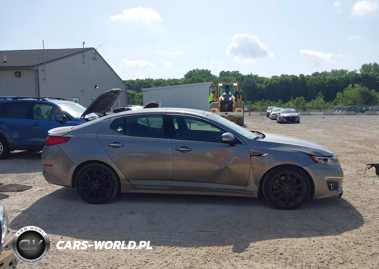 2015 Kia Optima Sx VIN:5XXGR4A64FG447288 - 13