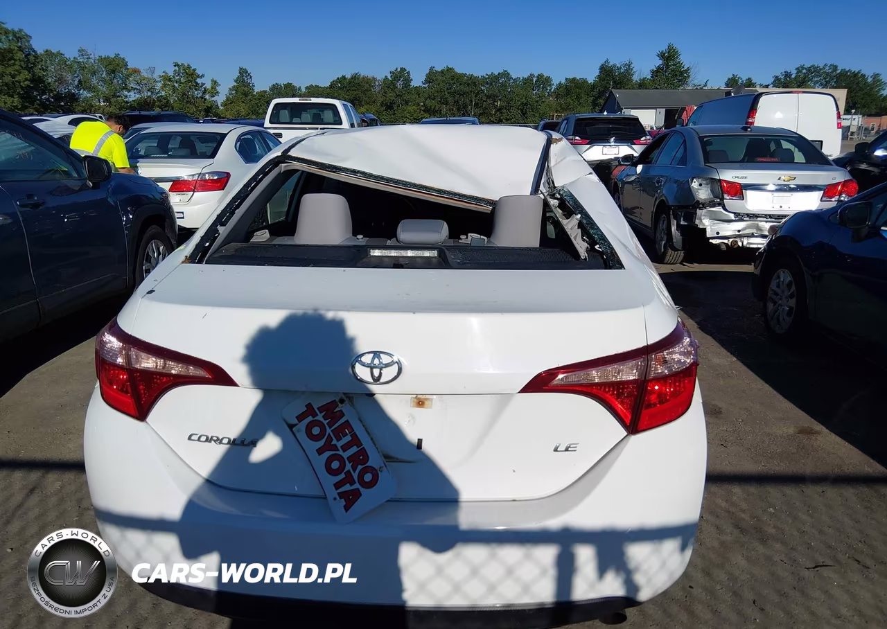 2017 Toyota Corolla Le VIN:5YFBURHE1HP580443 - 16