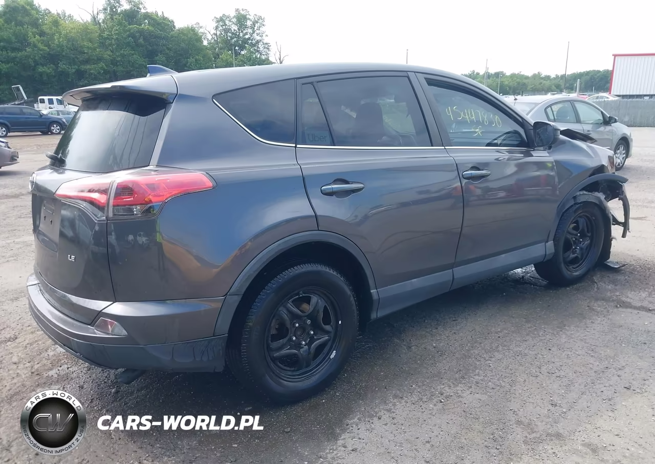 2018 Toyota Rav4 Le VIN:2T3ZFREV8JW442472 - 4