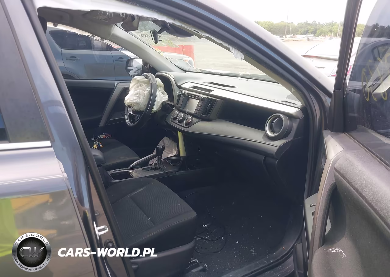 2018 Toyota Rav4 Le VIN:2T3ZFREV8JW442472 - 5