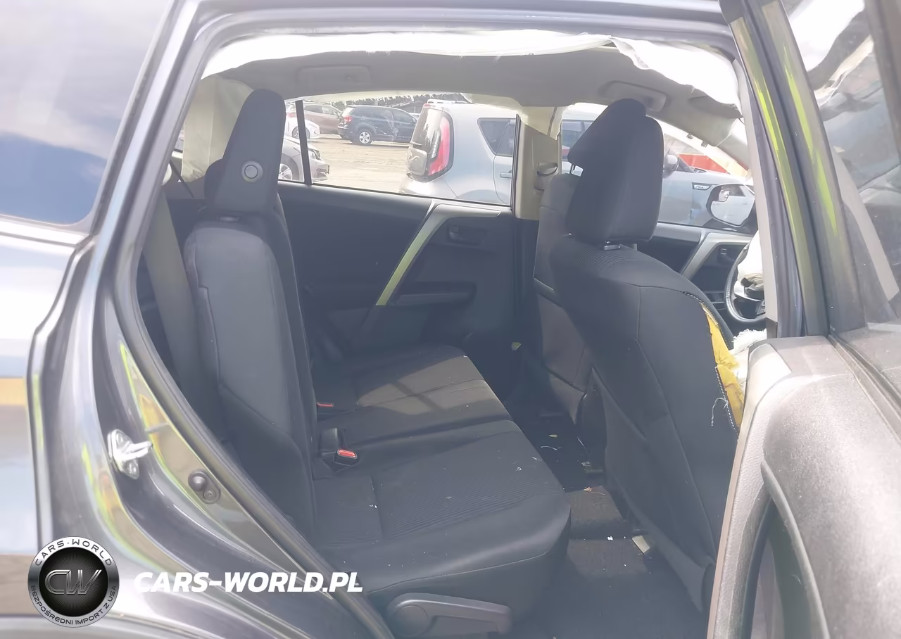 2018 Toyota Rav4 Le VIN:2T3ZFREV8JW442472 - 8
