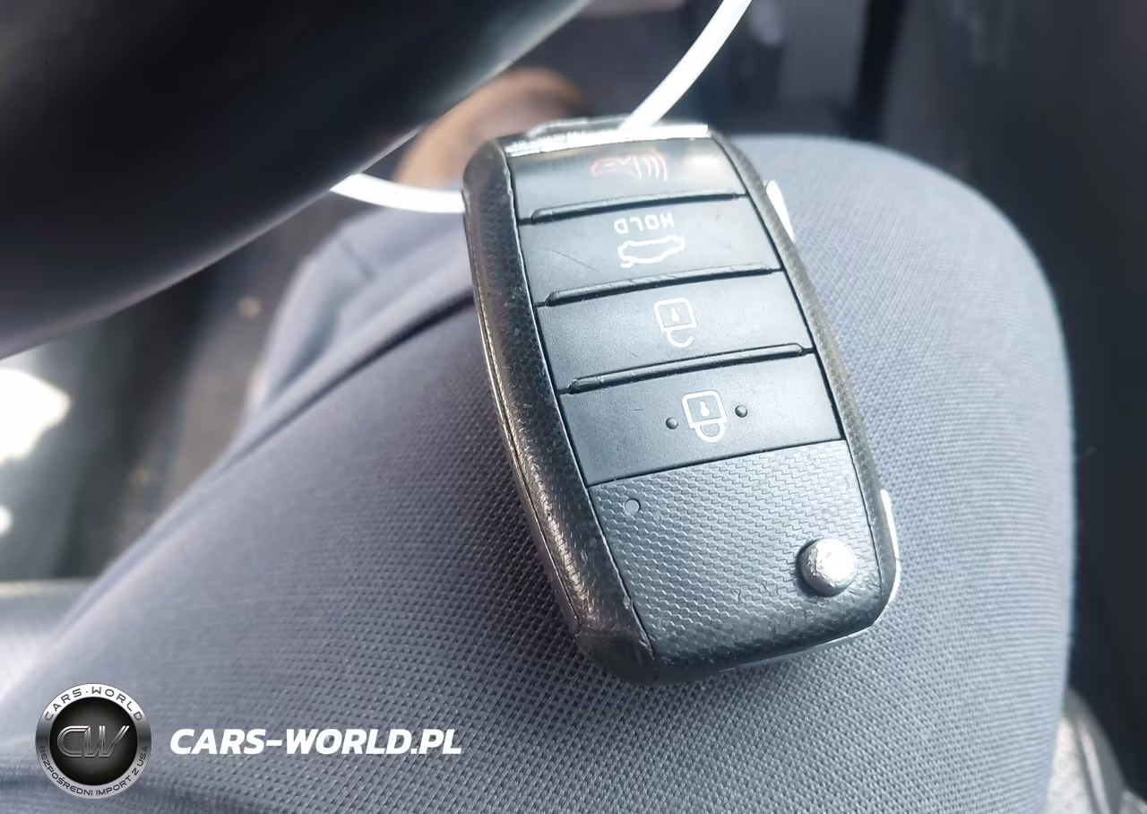 2019 Kia Optima Lx VIN:5XXGT4L33KG332759 - 11