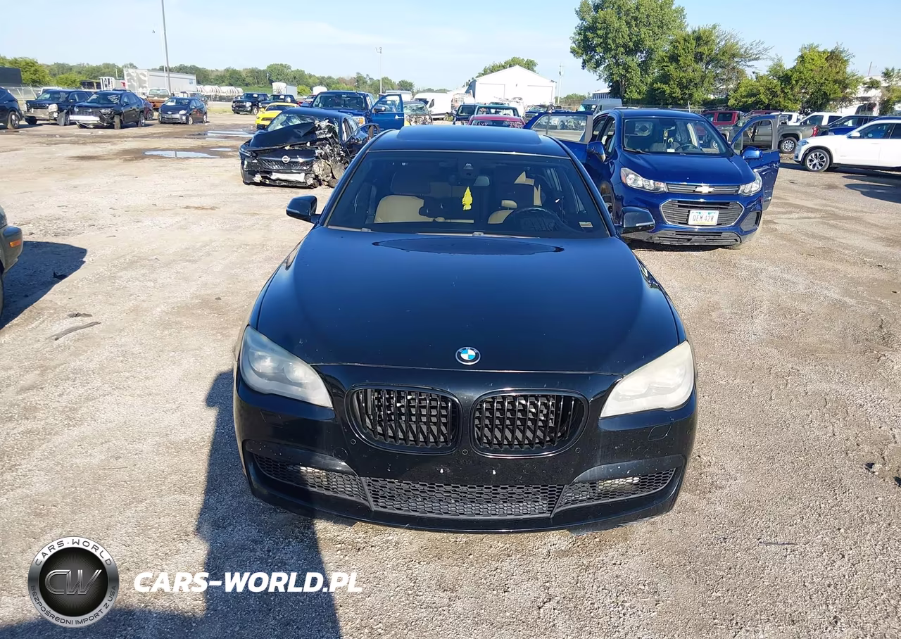 2014 BMW Alpina B7 VIN:WBAYE8C56ED135829 - 12