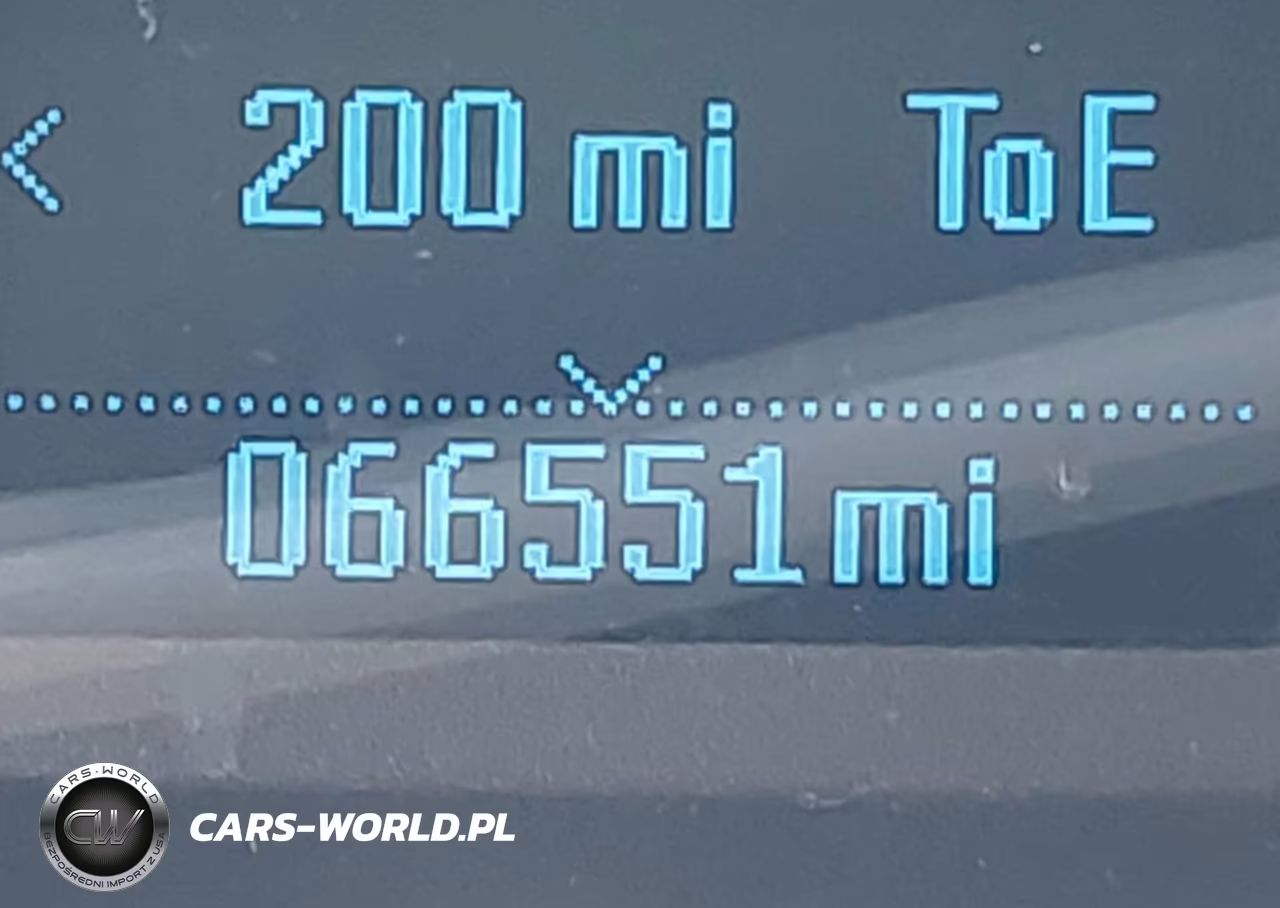 2016 Ford Transit-250 VIN:1FTYR2CM8GKB51864 - 18