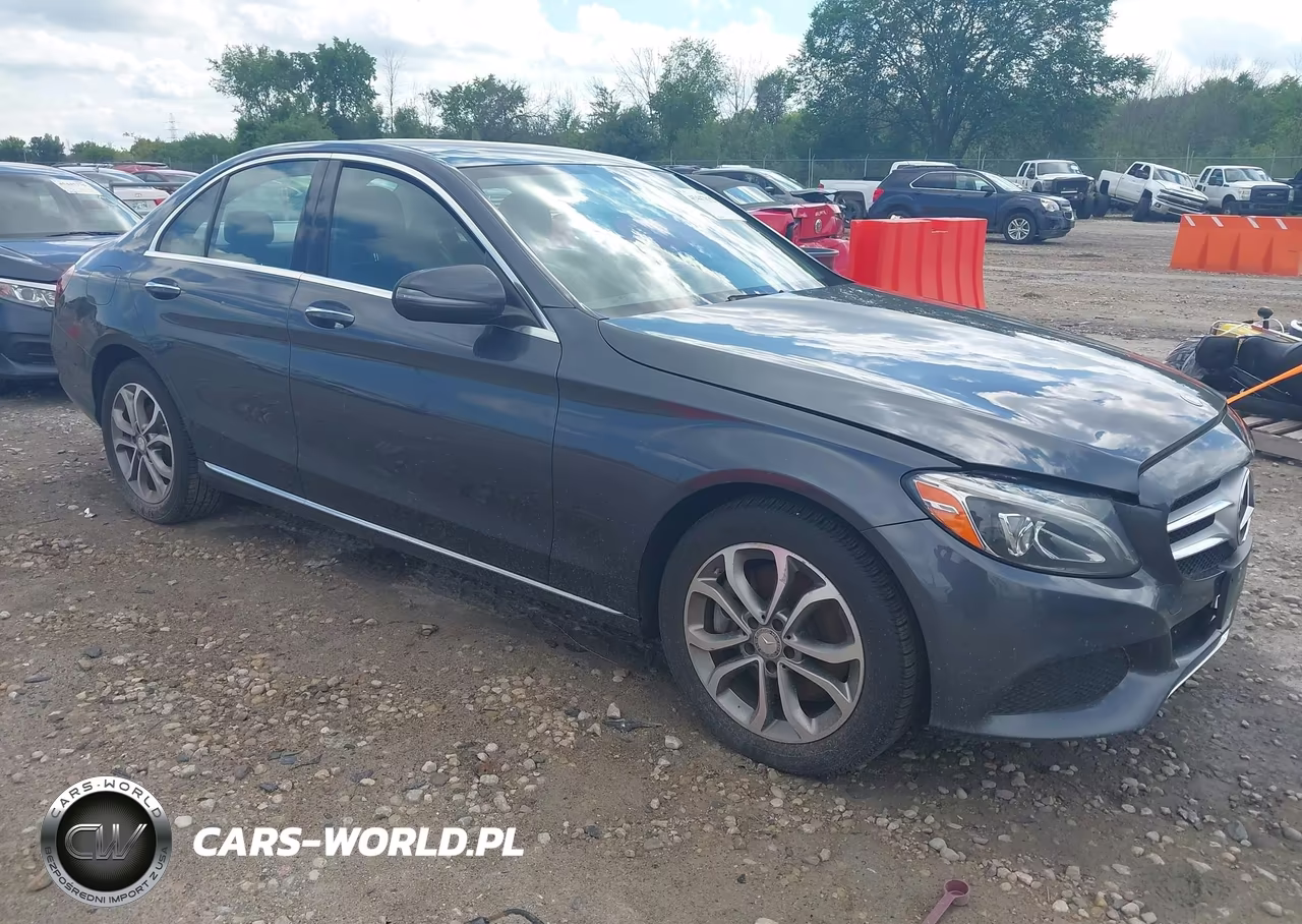 2016 Mercedes-Benz C 300 4Matic – zdjęcie 1 z 16