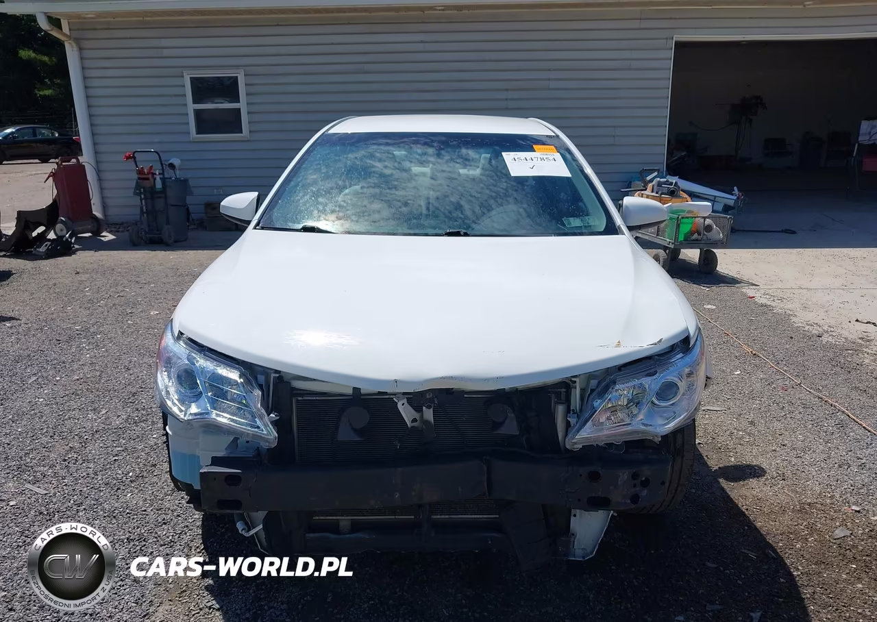 2014 Toyota Camry Le VIN:4T4BF1FK0ER413320 - 13