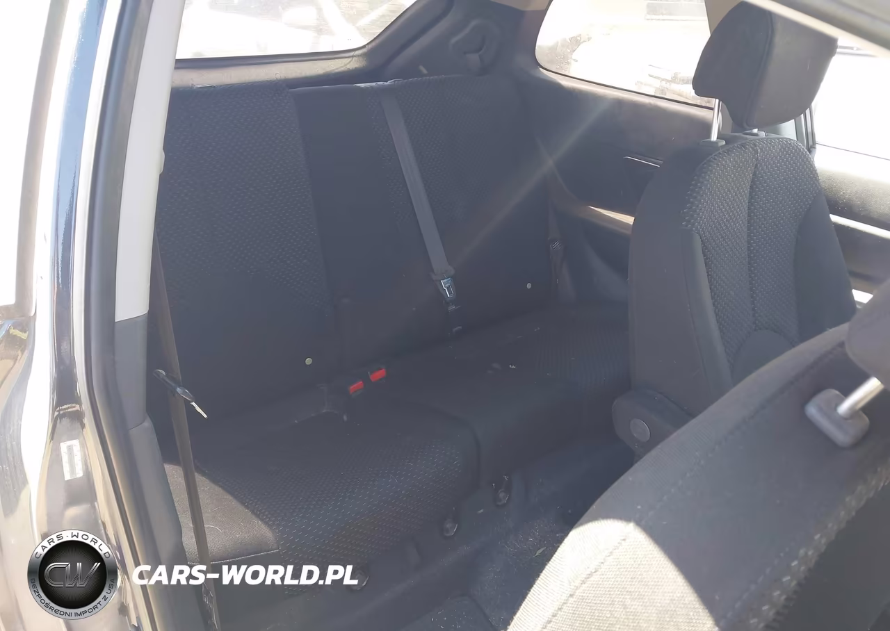 2008 Hyundai Accent Gs VIN:KMHCM36C08U083367 - 8