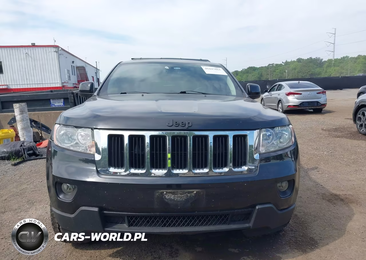 2011 Jeep Grand Cherokee Laredo VIN:1J4RR4GG6BC609497 - 13