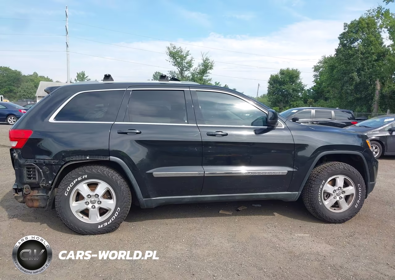 2011 Jeep Grand Cherokee Laredo VIN:1J4RR4GG6BC609497 - 14