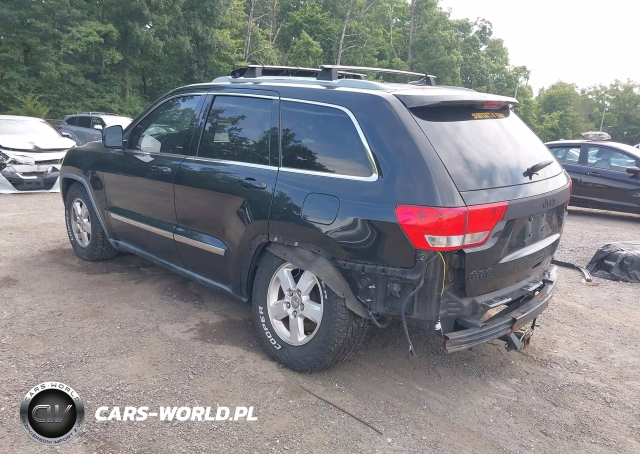 2011 Jeep Grand Cherokee Laredo VIN:1J4RR4GG6BC609497 - 3