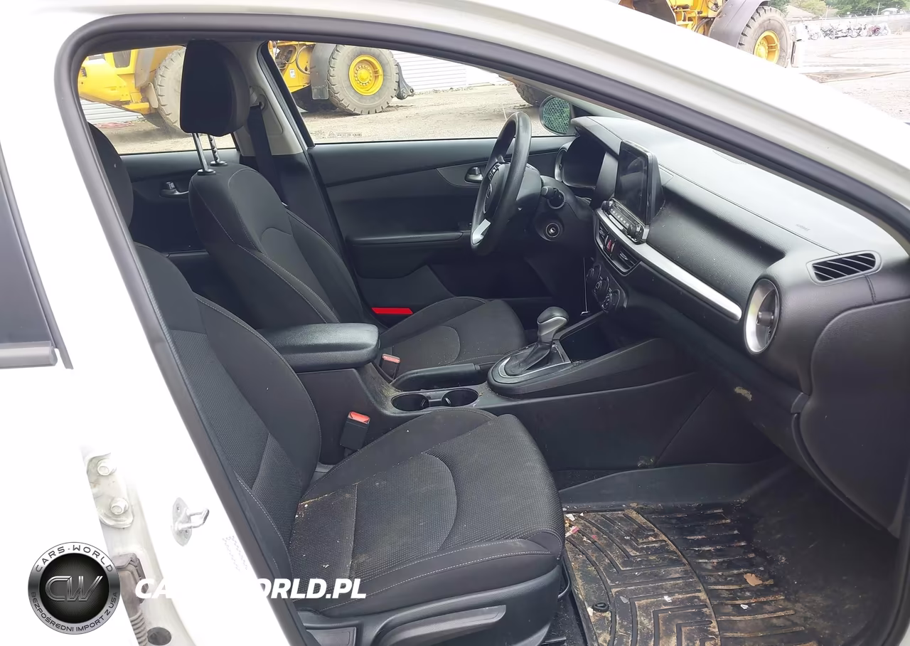 2021 Kia Forte Lxs VIN:3KPF24AD6ME346015 - 5