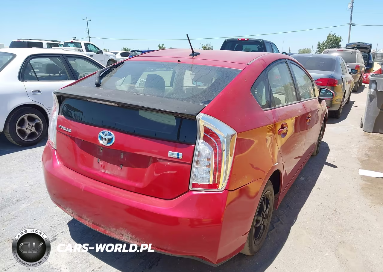2012 Toyota Prius Three VIN:JTDKN3DU8C0336119 - 4