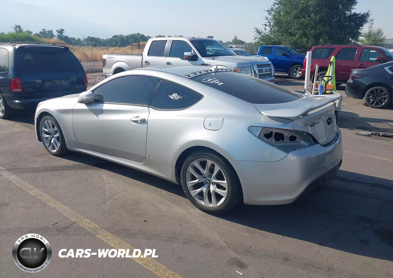 2013 Hyundai Genesis 3.8 Grand Touring VIN:KMHHU6KJ9DU105579 - 3