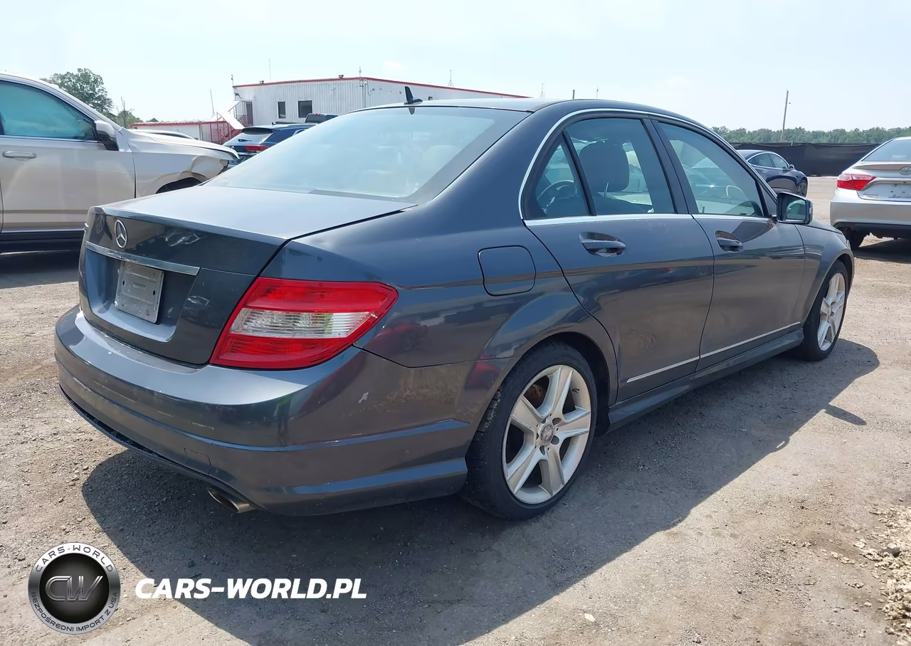 2011 Mercedes-Benz C 300 Sport VIN:WDDGF5EB9BA508779 - 4