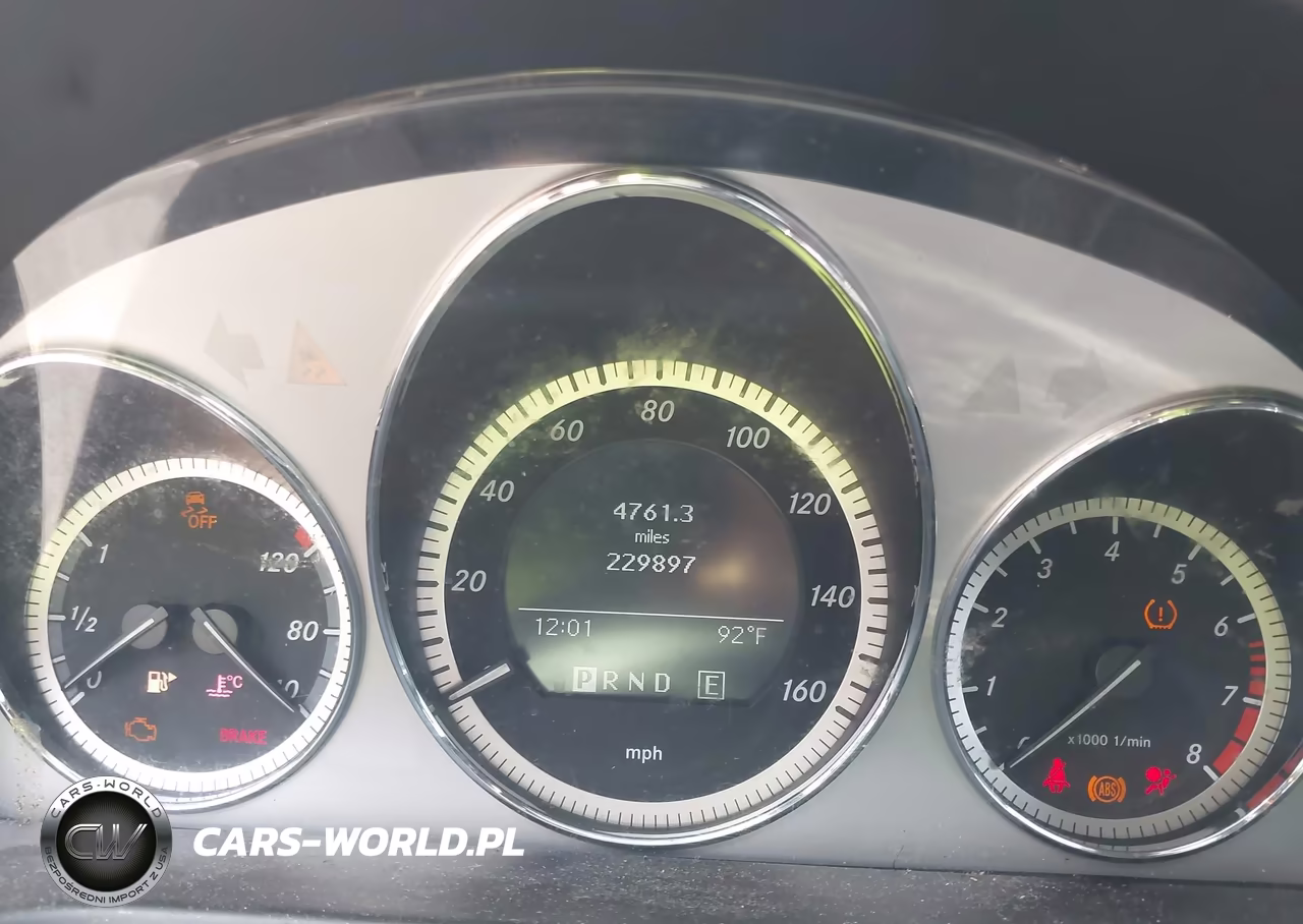 2011 Mercedes-Benz C 300 Sport VIN:WDDGF5EB9BA508779 - 7