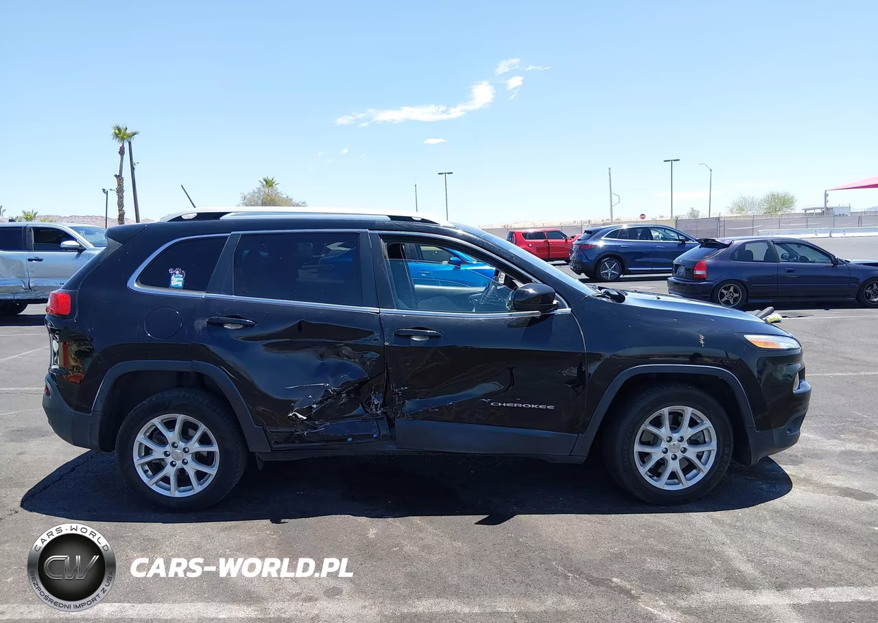 2018 Jeep Cherokee Latitude Fwd VIN:1C4PJLCB6JD590547 - 12