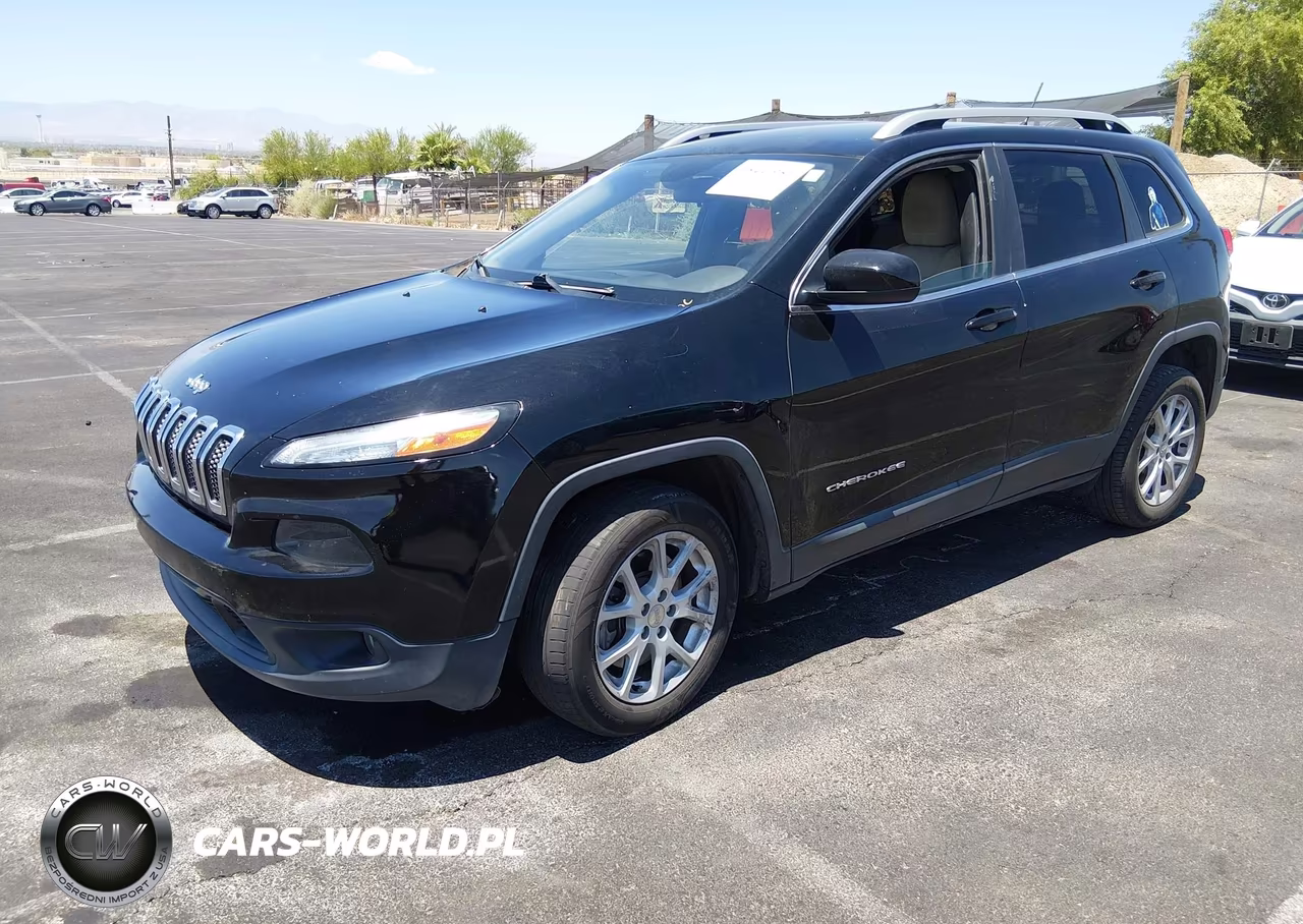2018 Jeep Cherokee Latitude Fwd VIN:1C4PJLCB6JD590547 - 2