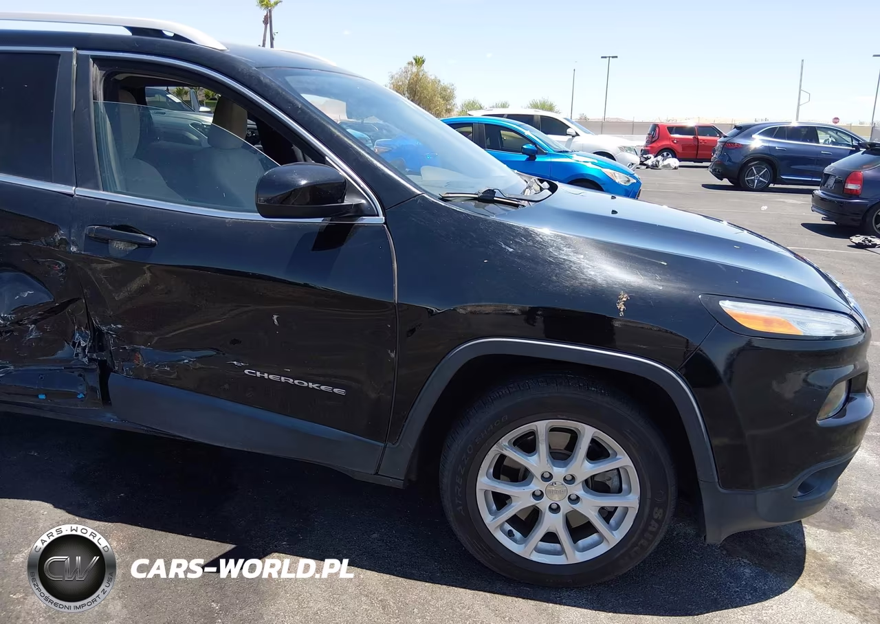 2018 Jeep Cherokee Latitude Fwd VIN:1C4PJLCB6JD590547 - 6