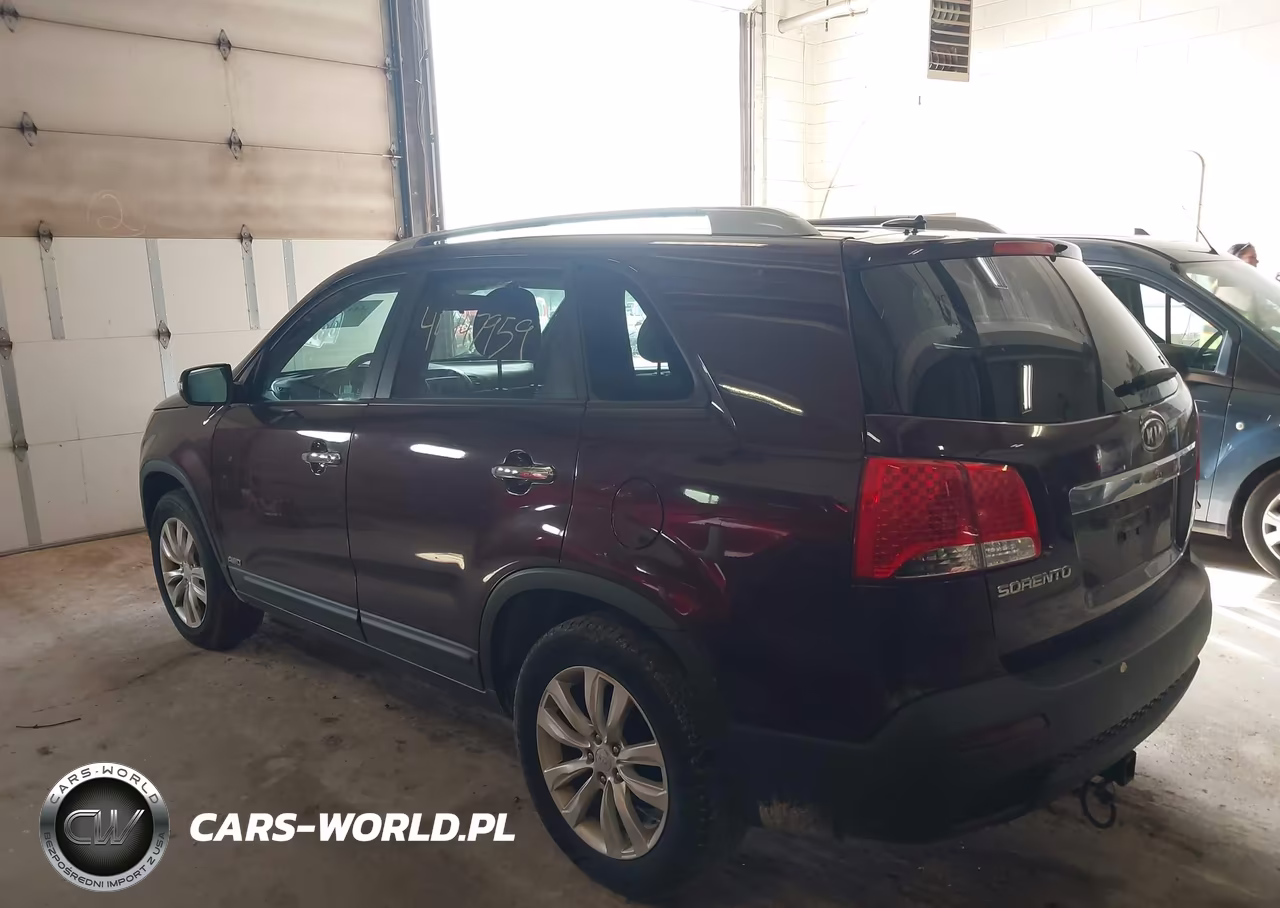 2011 Kia Sorento Lx VIN:5XYKTDA2XBG177806 - 3
