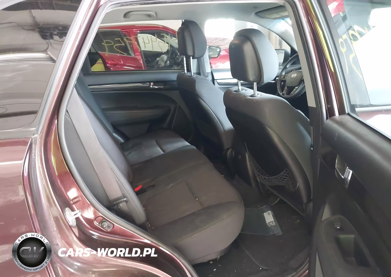 2011 Kia Sorento Lx VIN:5XYKTDA2XBG177806 - 8